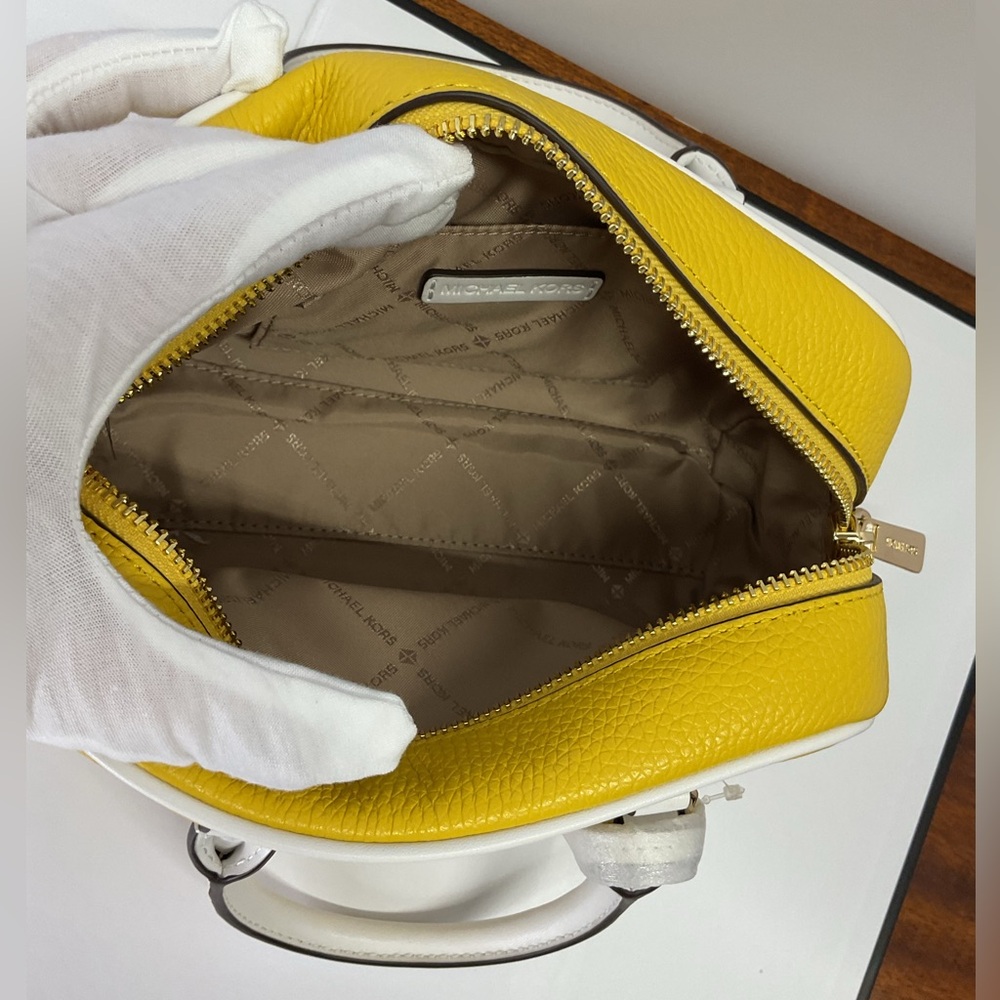 Michael Kors Yellow and White Handbag NWT (Retails $398) 💛💛💛 - Picture 9 of 9